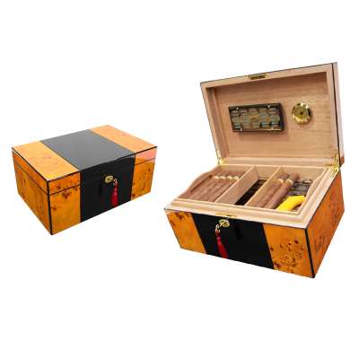 Personalized High Glossy Lacquer Cedar Wooden Humidor Cigar Packaging Boxes